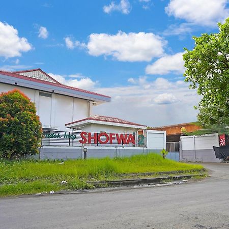 Oyo Flagship 91290 Pondok Inap Shofwa 2 수라바야 외부 사진